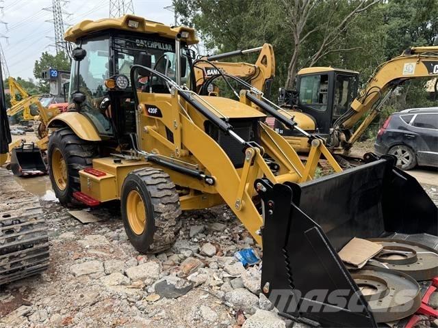 CAT 420 F Utovarni rovokopači