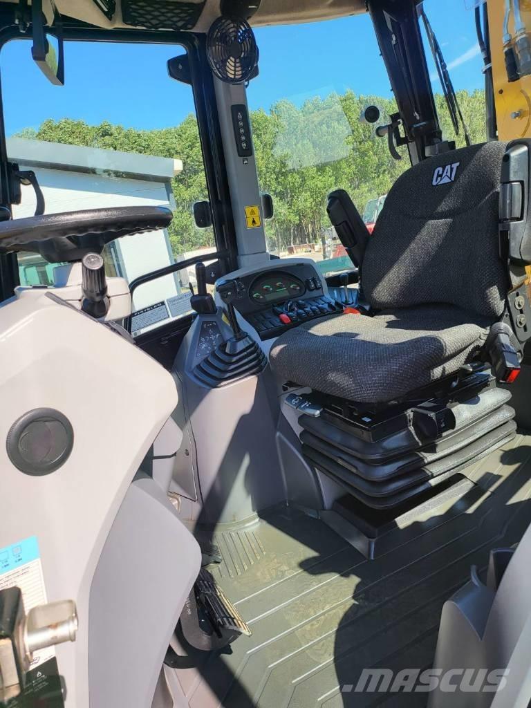 CAT 428 F2 Utovarni rovokopači