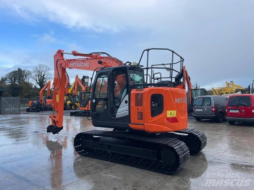 Hitachi ZX 135 US-6 Bageri gusjeničari