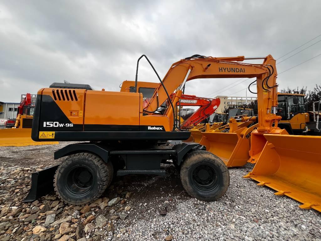 Hyundai 150W-7 Bageri na kotačima