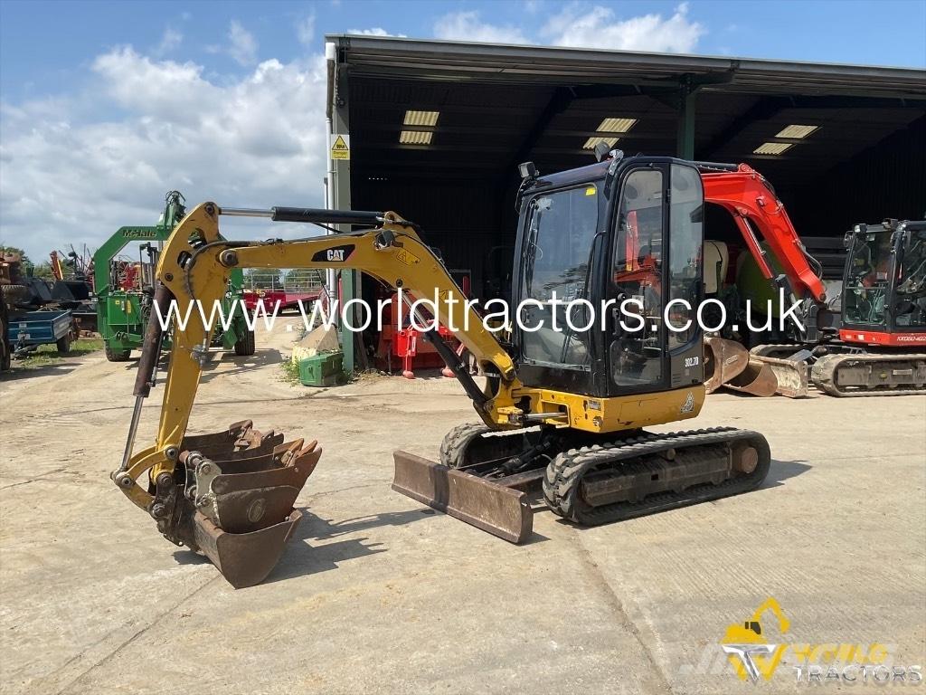 CAT 302.7 D Mini bageri <7t