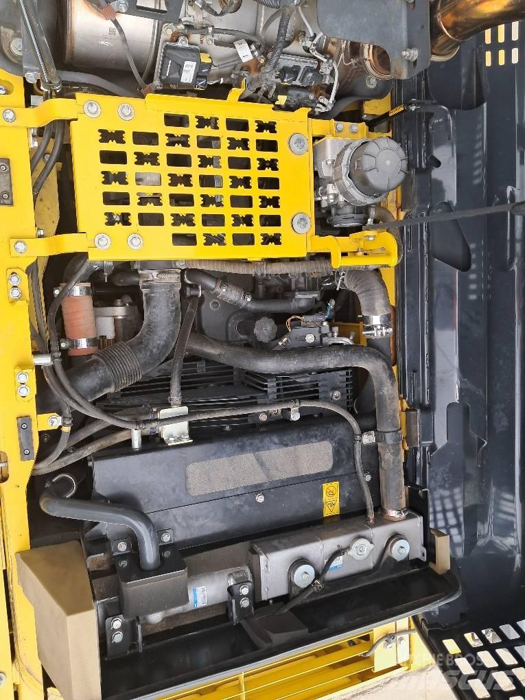 Komatsu PC210LCI-11 Bageri gusjeničari