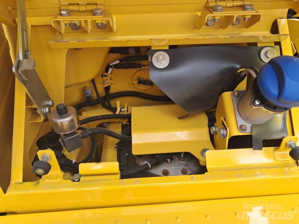 Komatsu PC210LCI-11 Bageri gusjeničari
