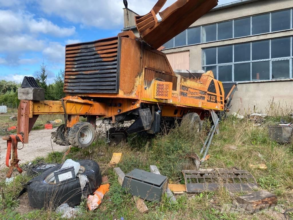 Doppstadt AK 230 Strojevi za rezanje otpada