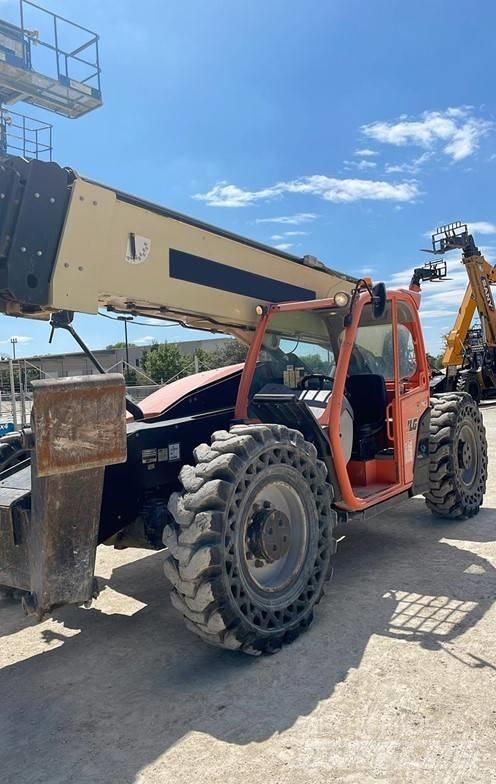 JLG 1055 Teleskopski viličari