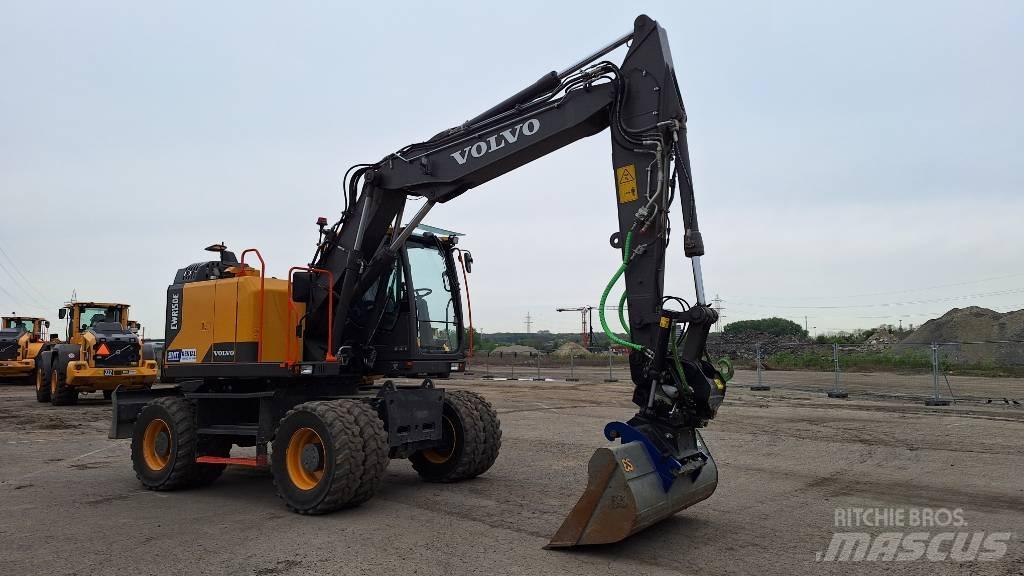 Volvo EWR 150 Bageri na kotačima
