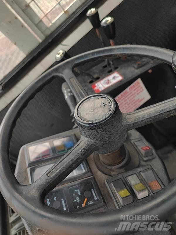  C40SA Bočni viličari