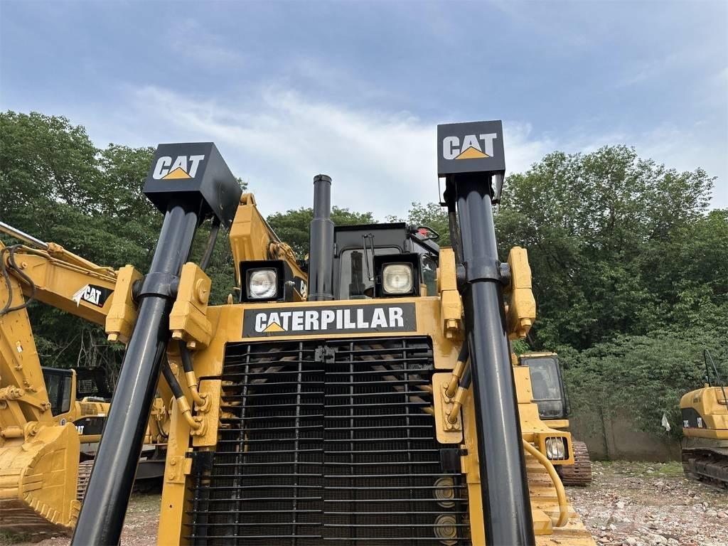 CAT D 7 R Buldožeri gusjeničari