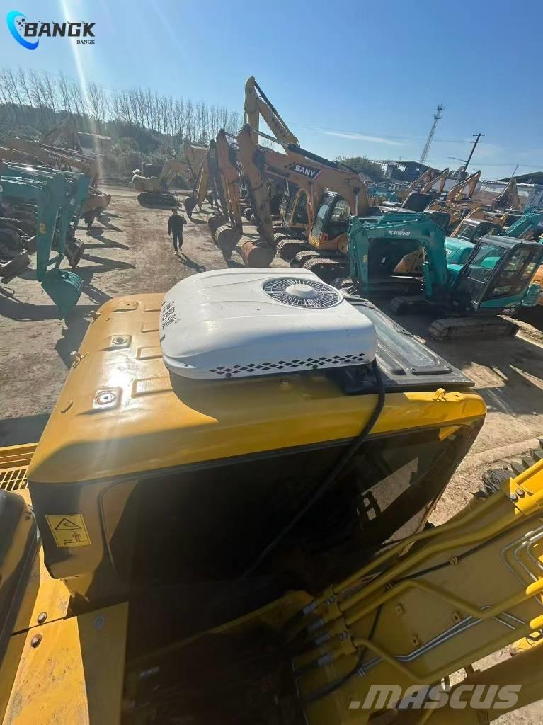 Komatsu PC 130 Bageri gusjeničari