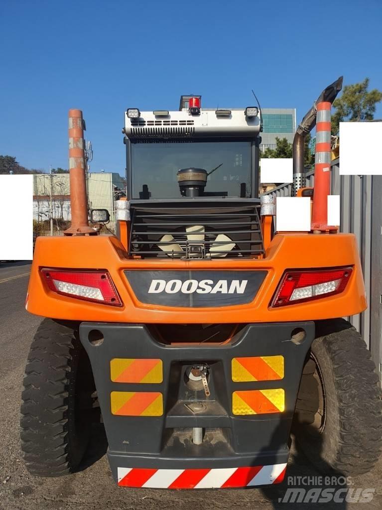 Doosan D 160 S-5 Dizelski viličari
