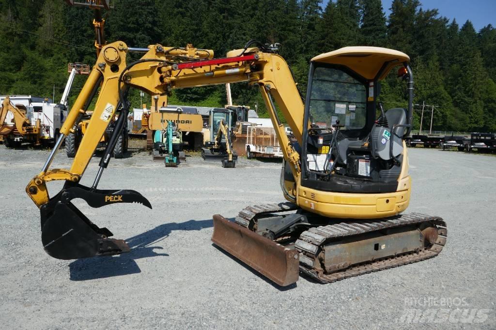 Komatsu PC 30 UU-5 Mini bageri <7t