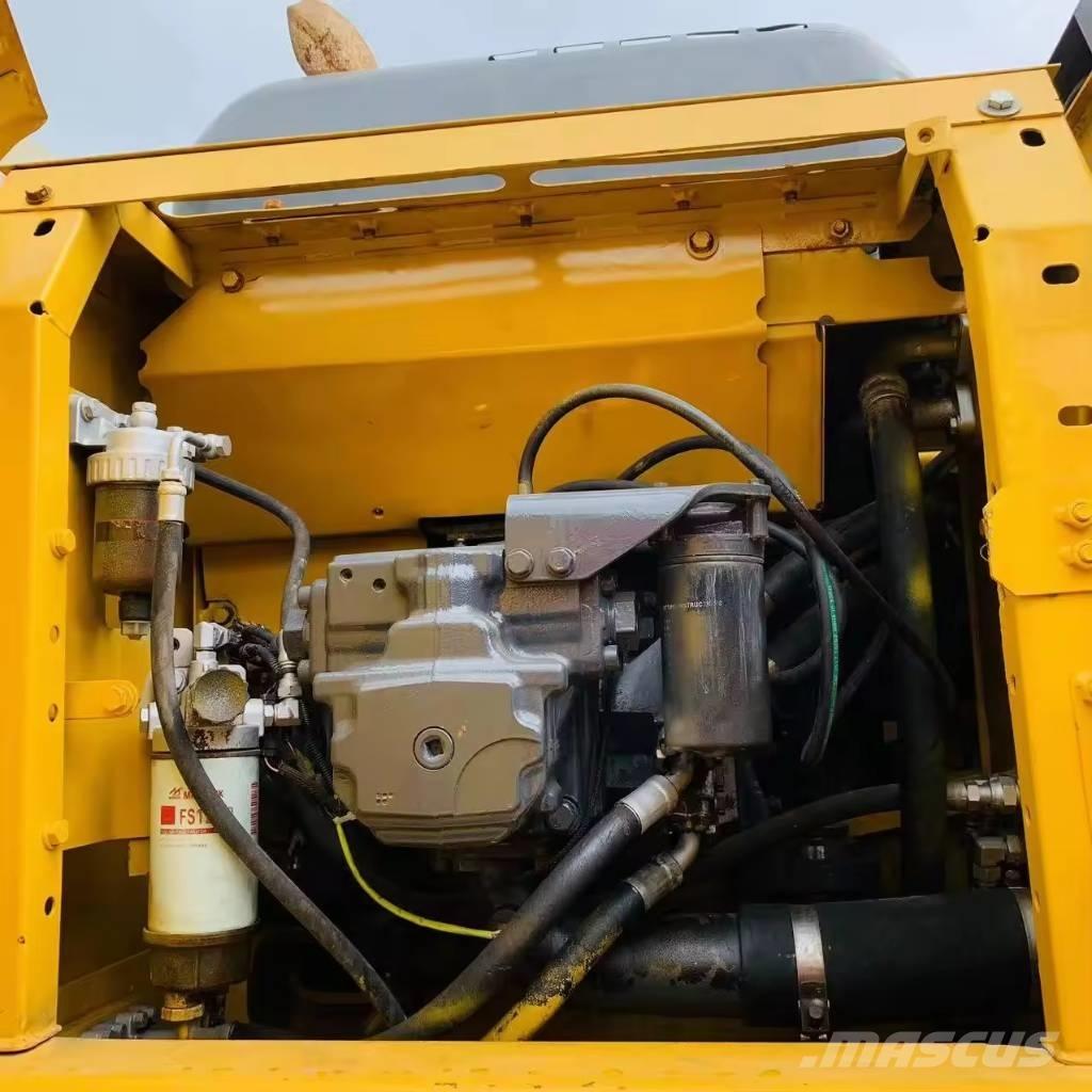 Komatsu PC 200 Bageri gusjeničari