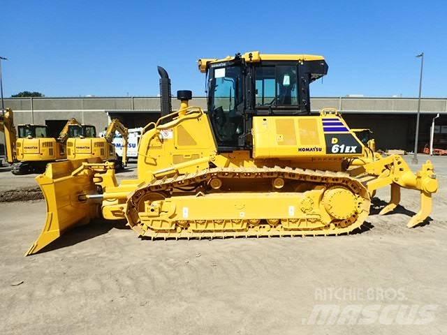 Komatsu D61EX-24 Buldožeri gusjeničari