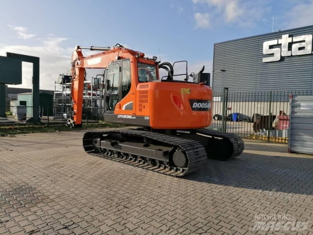 Doosan DX 235 LCR-5 Bageri gusjeničari