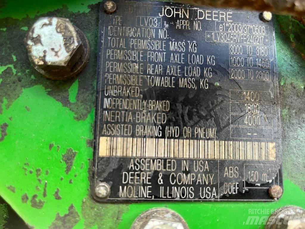 John Deere 3045 R Kompaktni (mali) traktori