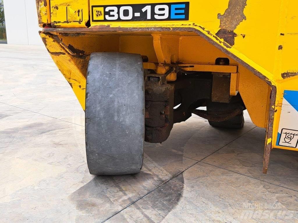 JCB TLT 30-19E Viličari sa pomičnim stupom