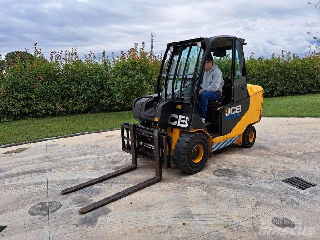 JCB TLT 30-19E Viličari sa pomičnim stupom