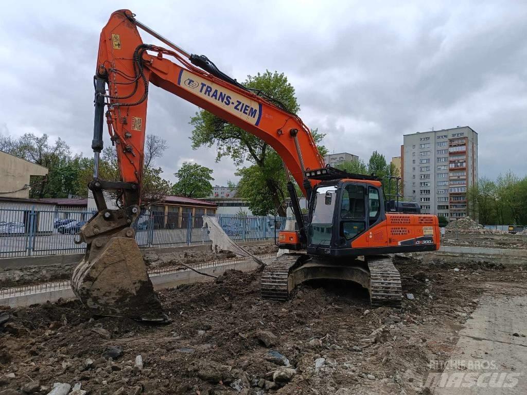 Doosan DX 300 LC-5 Bageri gusjeničari