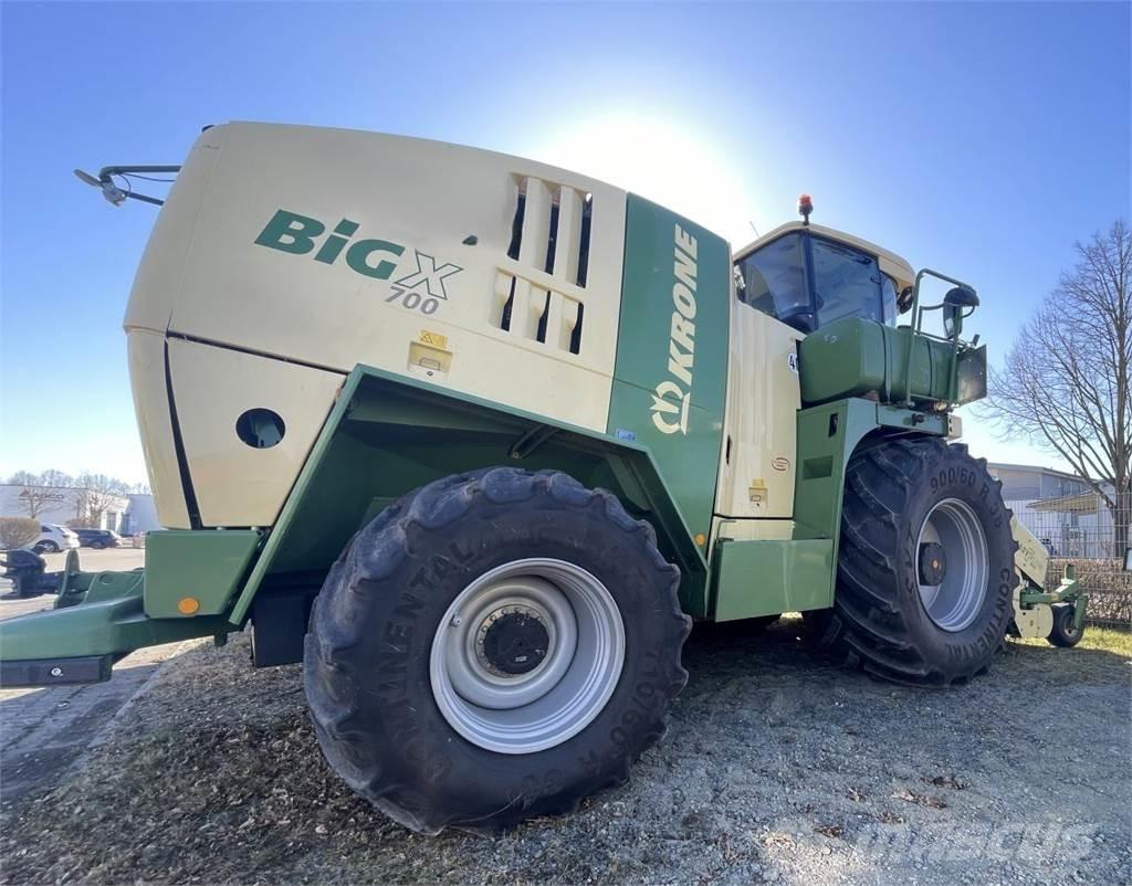 Krone BIG x 700 Strojevi za krmu na vlastiti pogon