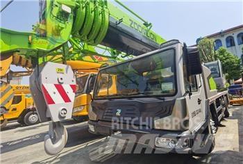 Zoomlion ztc 251v Rabljene dizalice za težak teren