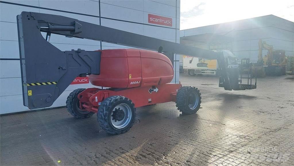 JLG 800AJ Zglobne podizne platforme