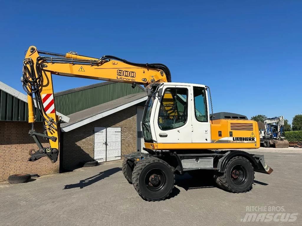 Liebherr A900C Bageri na kotačima