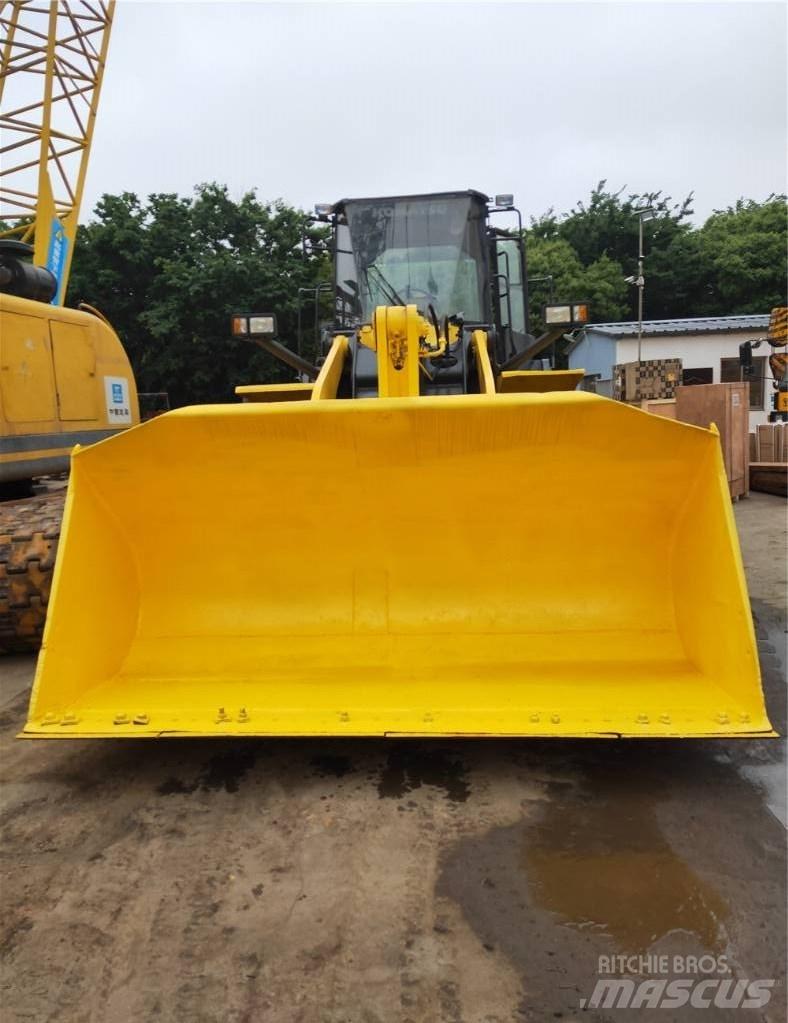 Komatsu WA 380 Utovarivači na kotačima