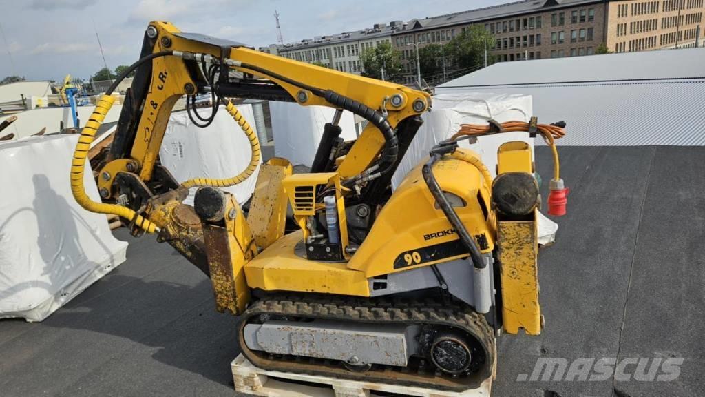 Brokk 90 Bageri za rušenje