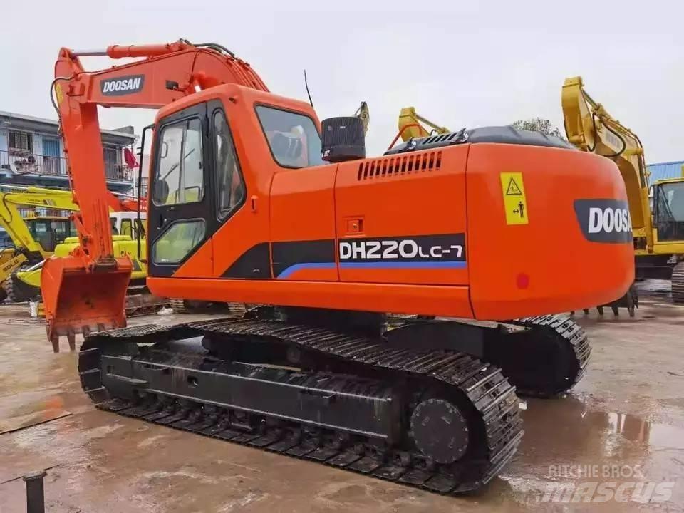 Doosan DH 220 Bageri gusjeničari
