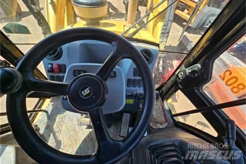 CAT 426F2 TLB Utovarni rovokopači
