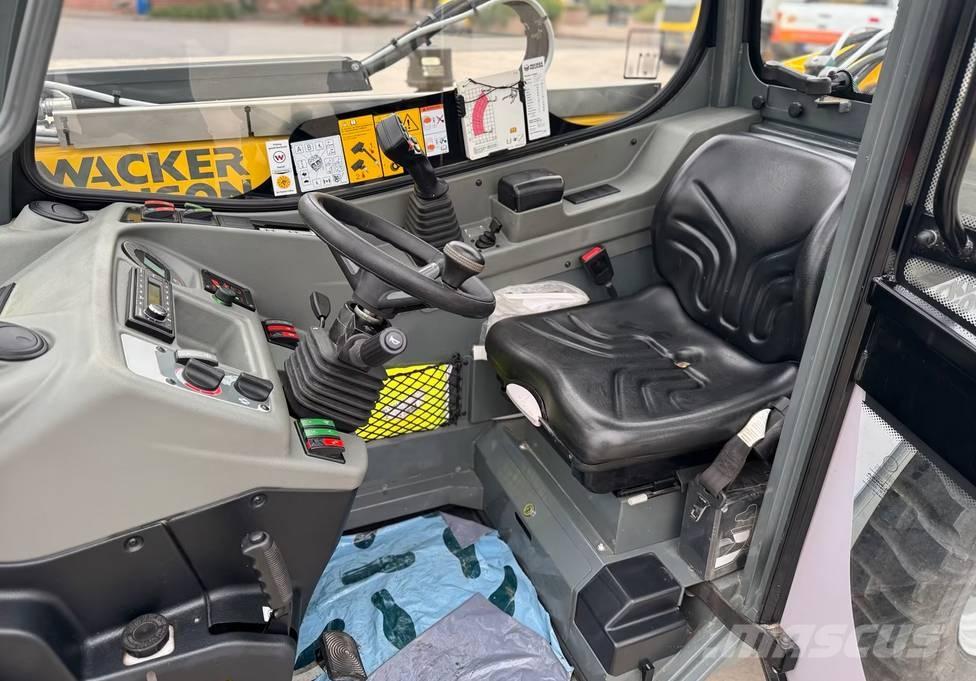 Wacker Neuson TH 522 Teleskopski viličari
