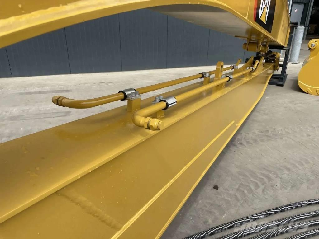 CAT 323 GX 18m Set Utovarne korpe