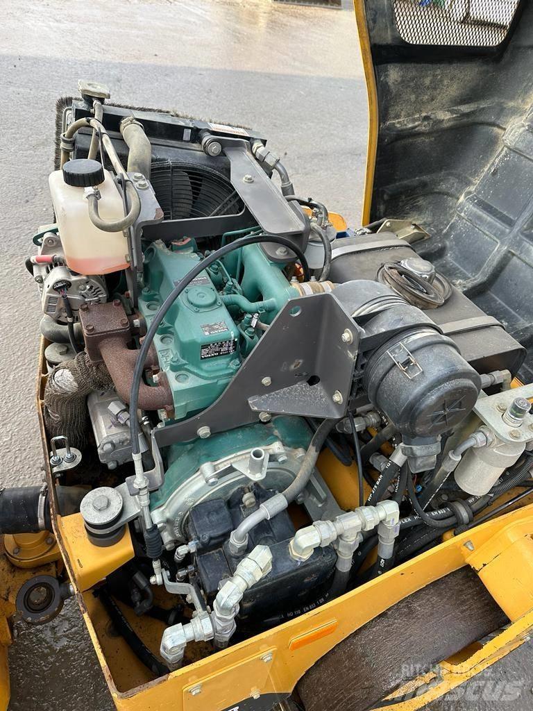 Volvo DD 25 B Valjci sa dvojnim bubnjem