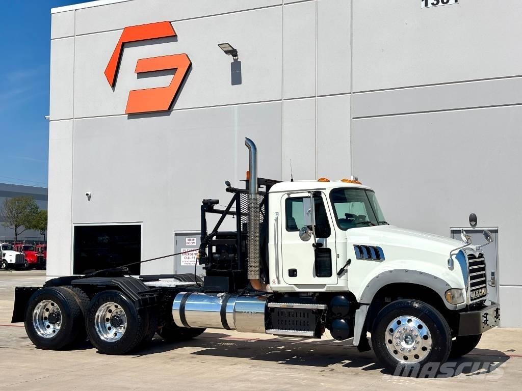 Mack GU713 Recovery vozila
