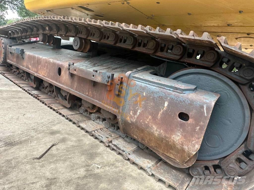 Komatsu PC 450 LC-8 Bageri gusjeničari