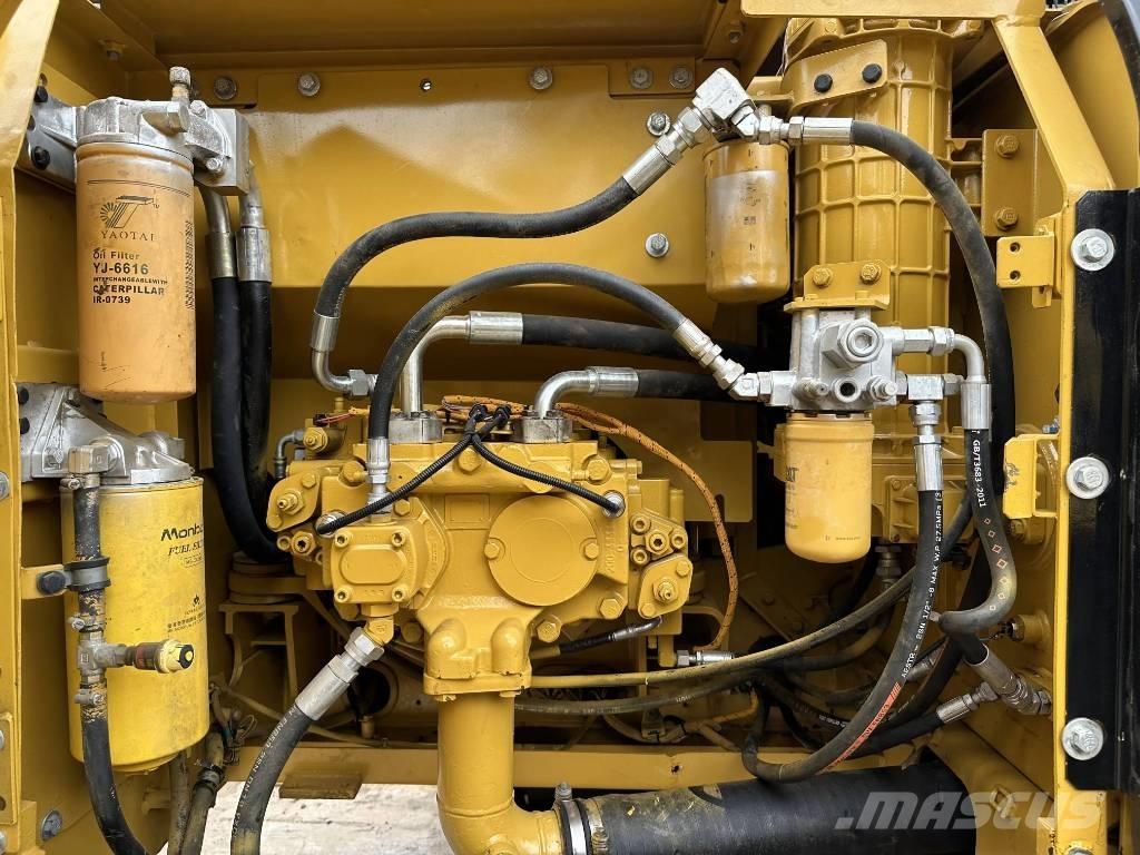 CAT 320D Bageri gusjeničari