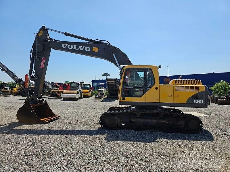 Volvo EC 240 B N LC Bageri gusjeničari