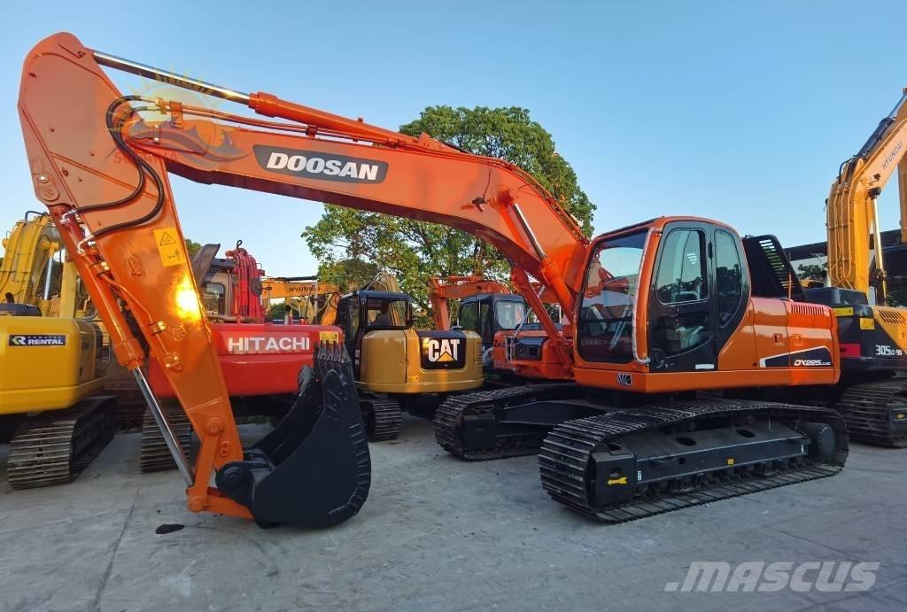 Doosan DX 225 LC Bageri gusjeničari