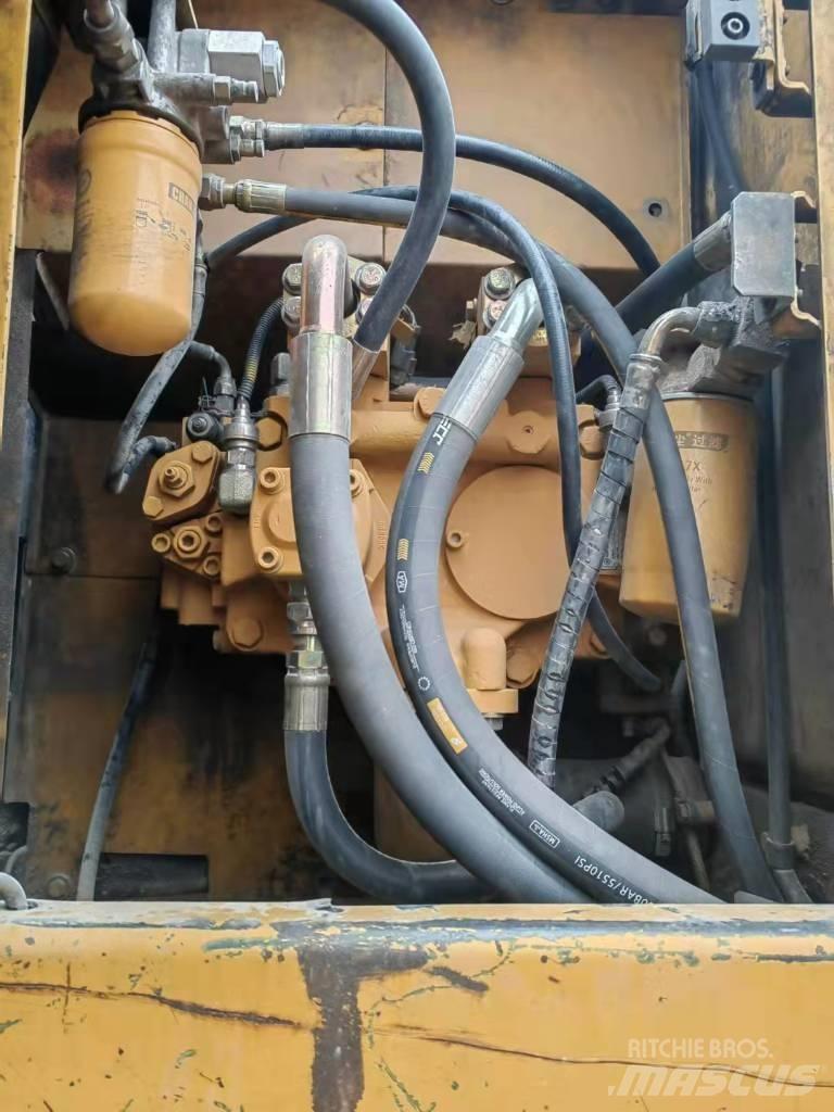 CAT 320 C U Bageri gusjeničari