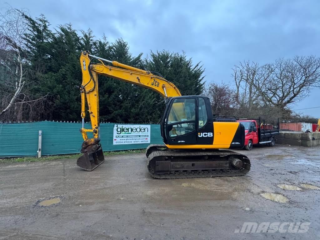 JCB JS 130 Bageri gusjeničari