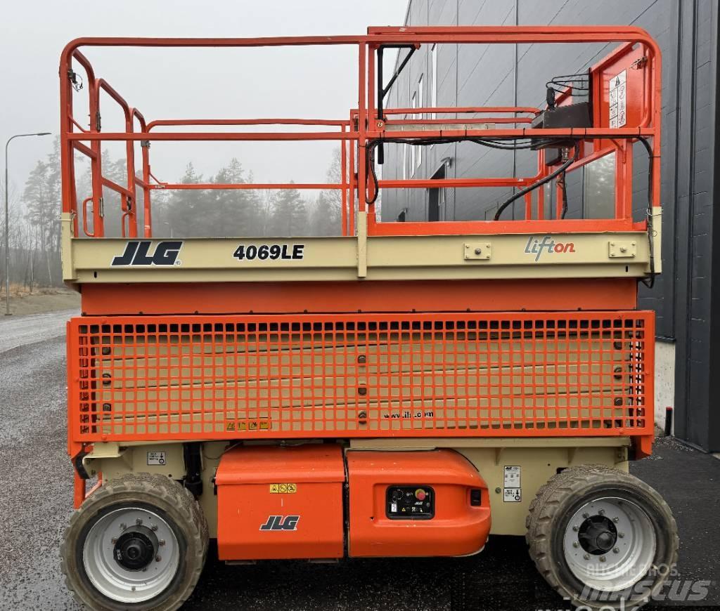 JLG 4069 LE Škaraste platforme