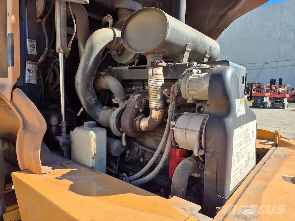 CASE 721 E Utovarivači na kotačima