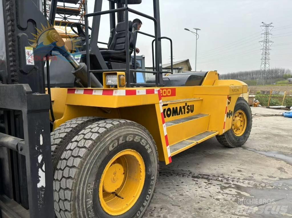 Komatsu FD 200 Dizelski viličari