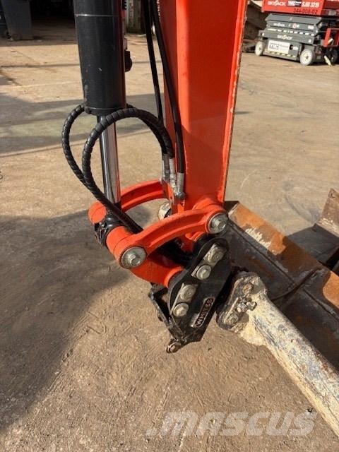 Kubota KX 016-4 Mini bageri <7t