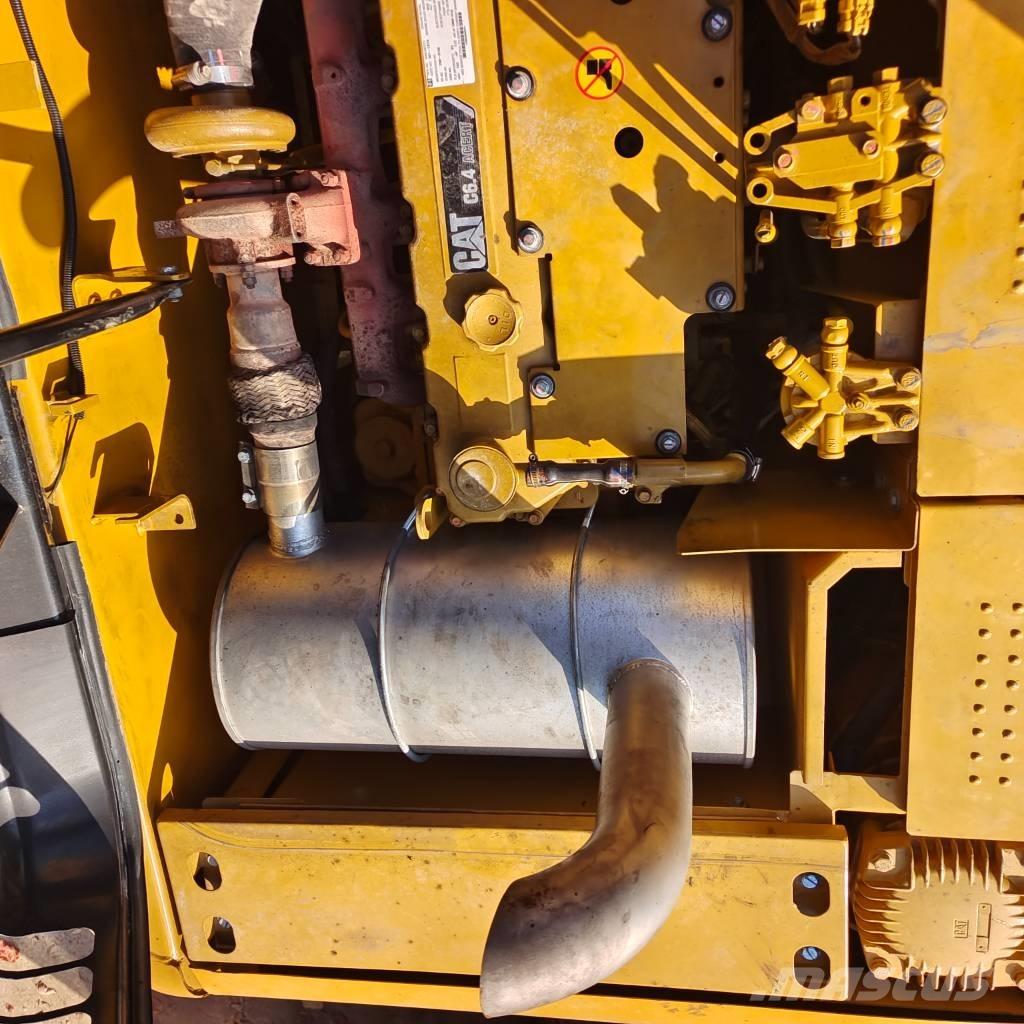 CAT 320DL Bageri gusjeničari