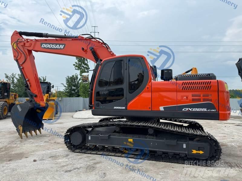 Doosan DX 225 LC-9C Bageri gusjeničari