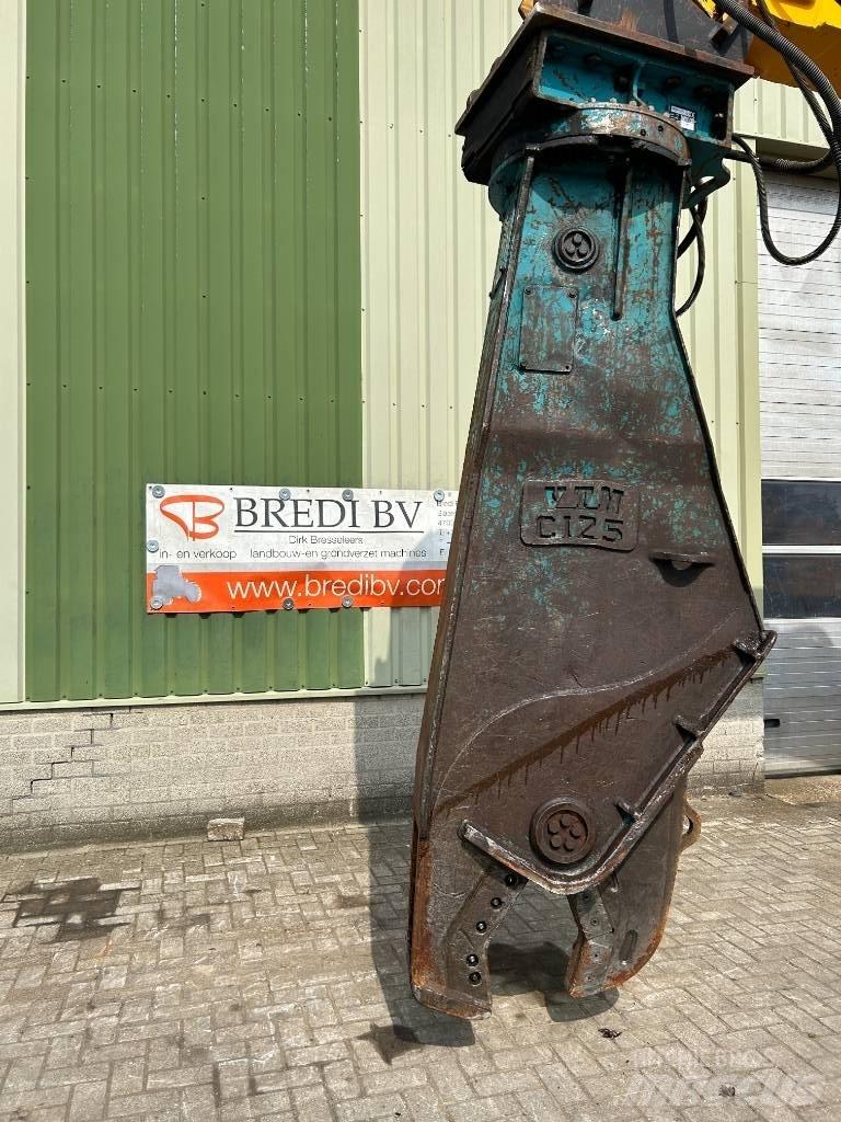 JCB JS 150 W Bageri na kotačima