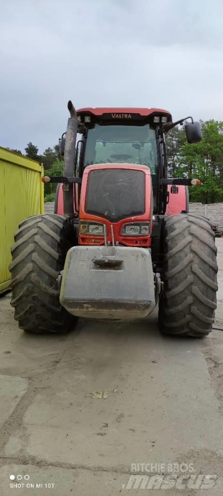 Valtra S 322 Traktori