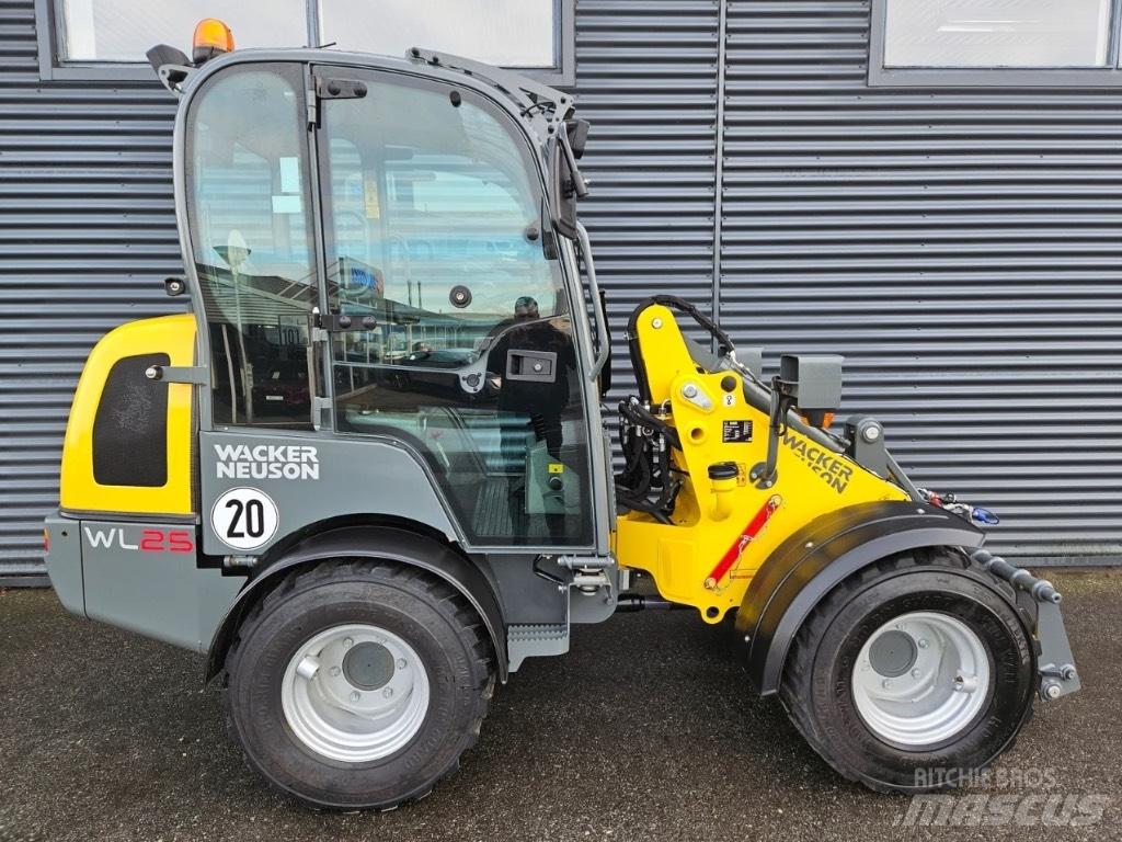 Wacker Neuson WL 25 Utovarivači na kotačima