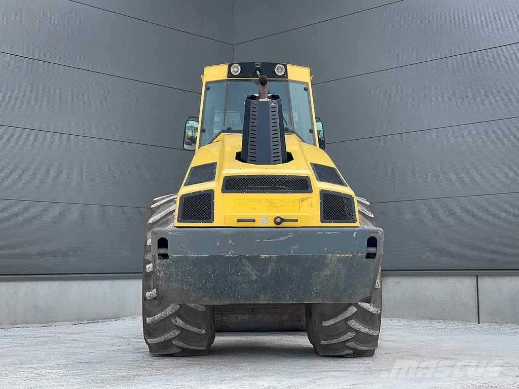 Bomag BW 216 DH-4i Valjci sa jednim bubnjem